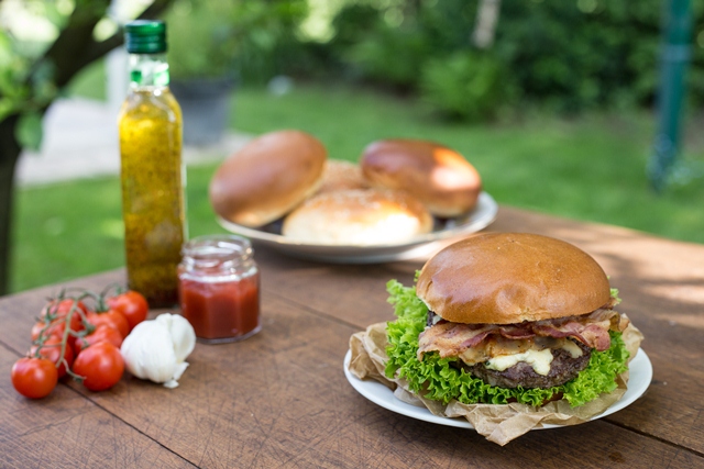 Burger small